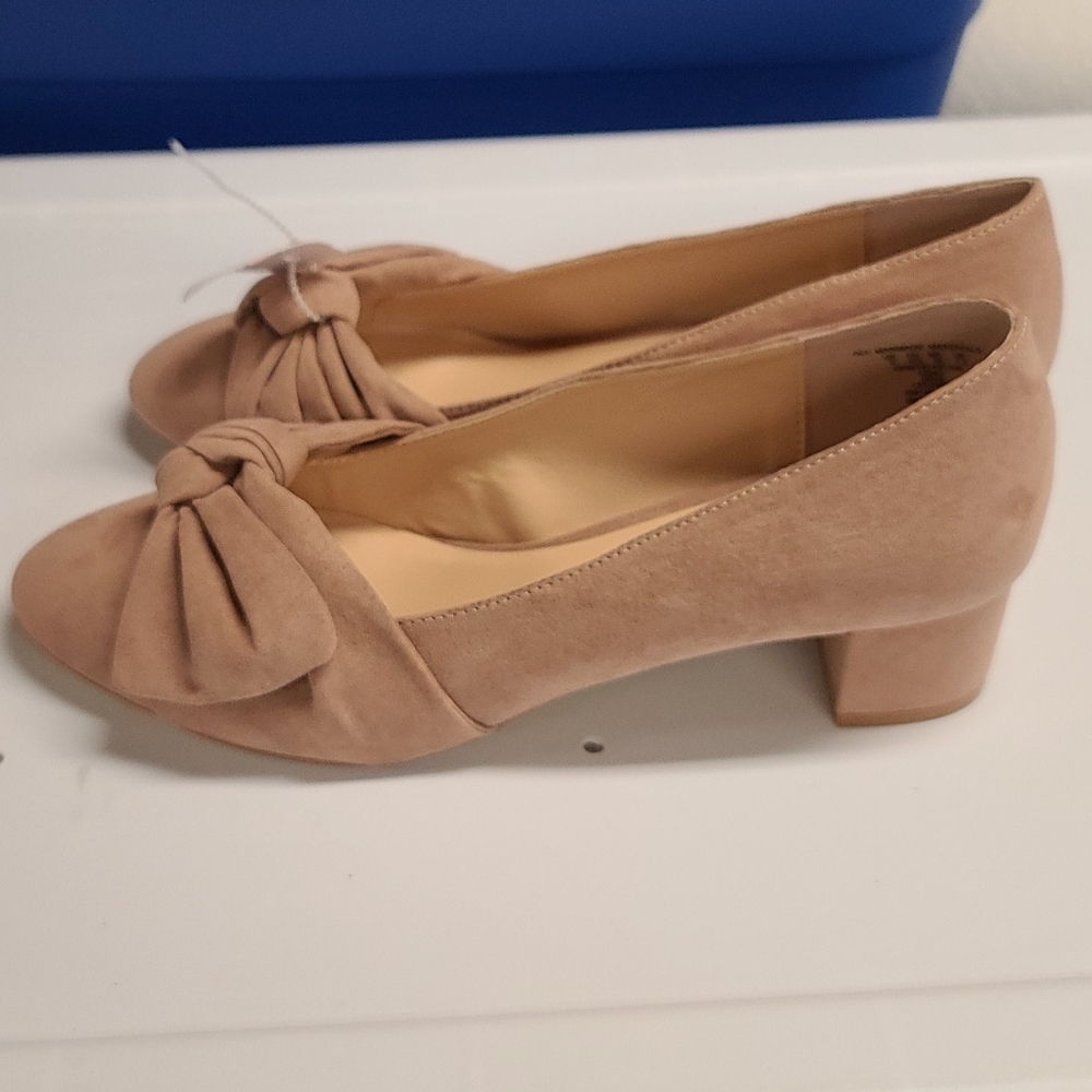 Metaphor dress shoes